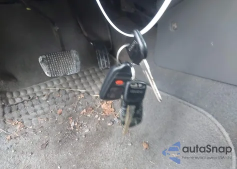 1998 Isuzu Rodeo Ls/S from USA, damaged, VIN 4S2CM58W1W4305004